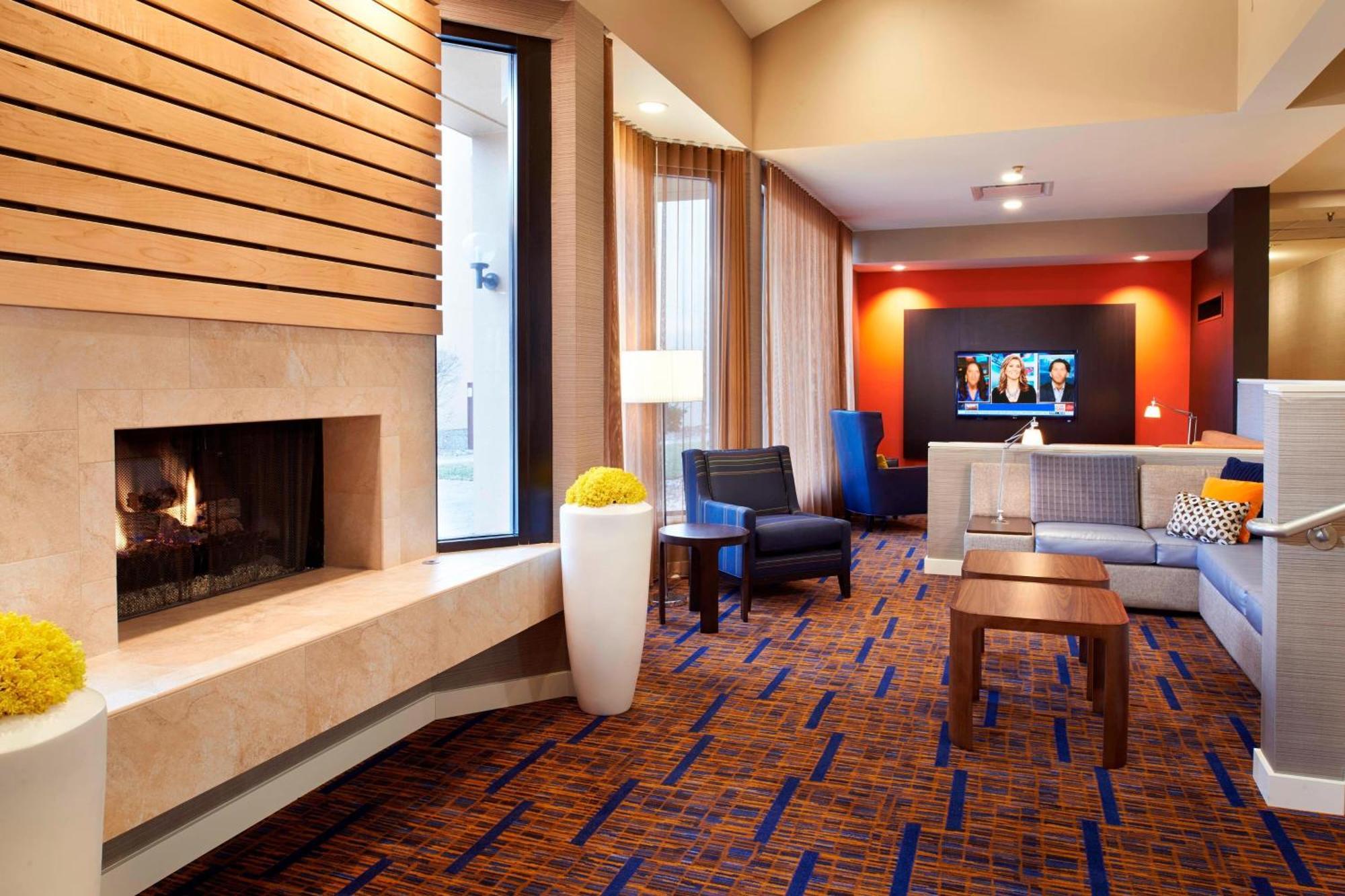 Courtyard Chicago Arlington Heights/South Hotel Luaran gambar