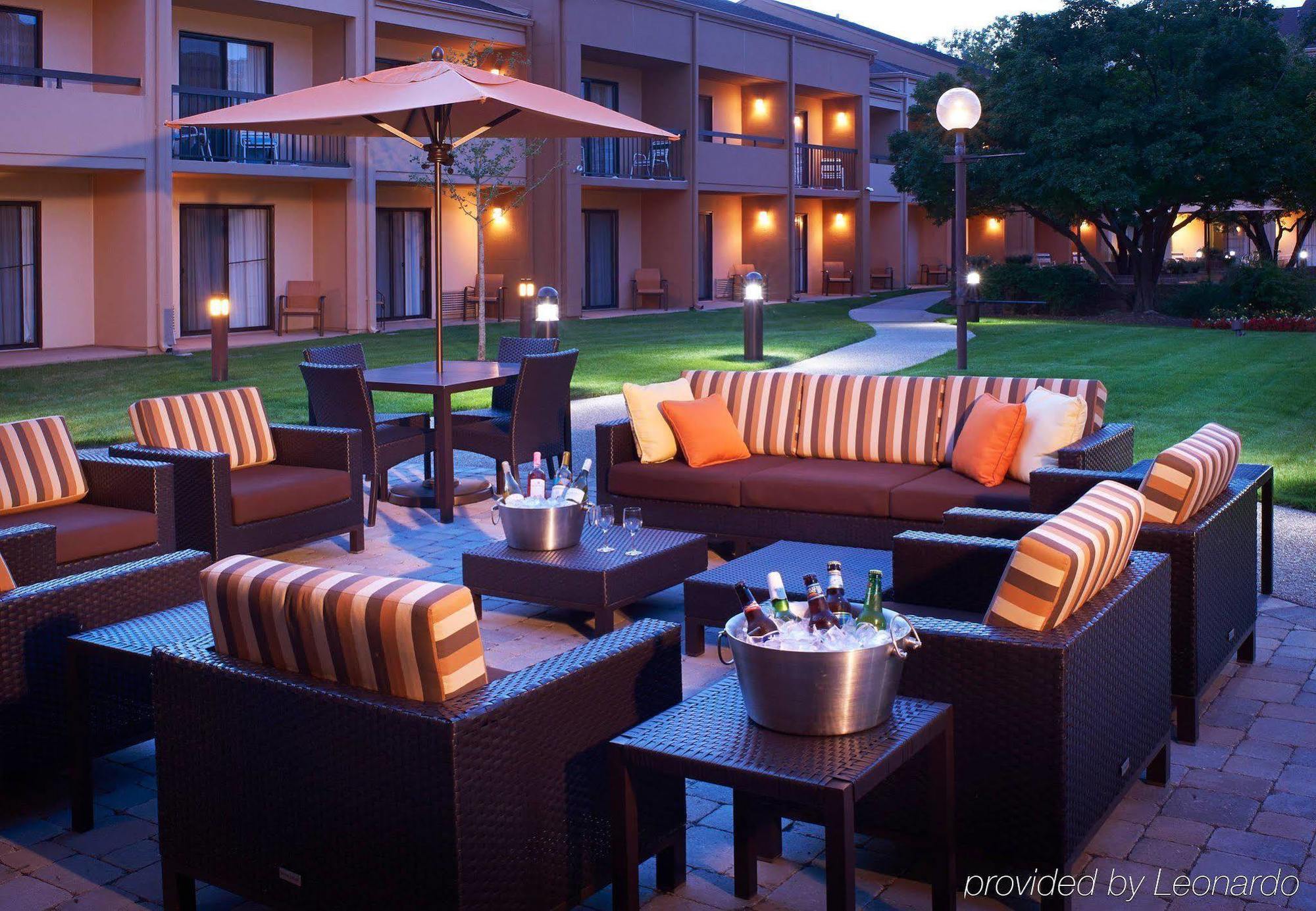Courtyard Chicago Arlington Heights/South Hotel Luaran gambar