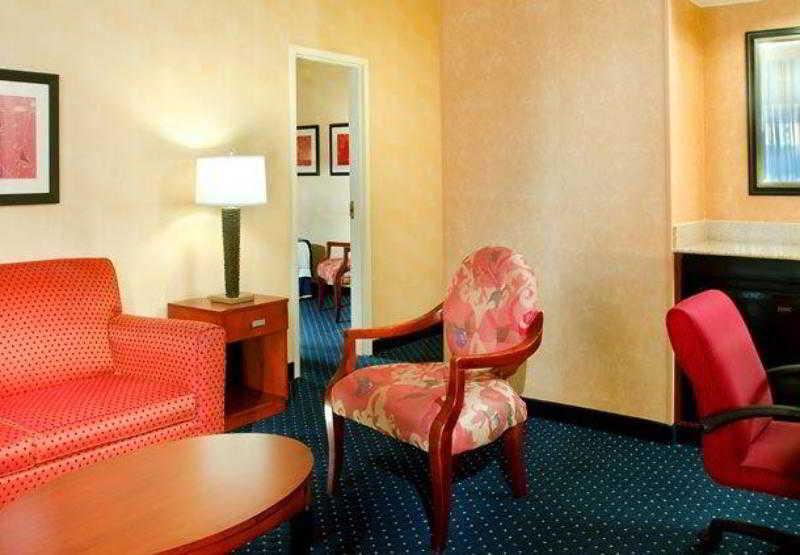 Courtyard Chicago Arlington Heights/South Hotel Luaran gambar
