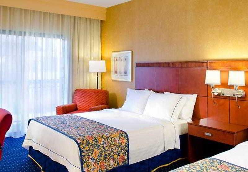 Courtyard Chicago Arlington Heights/South Hotel Bilik gambar